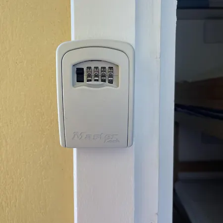 דירה Badine Piscine Balneo Clim *